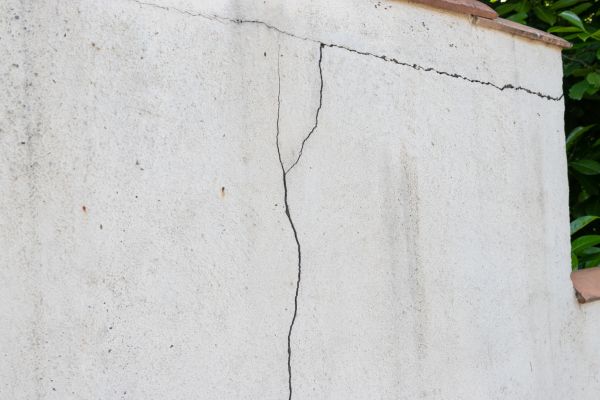 Foundation Crack Patching in Elmhurst